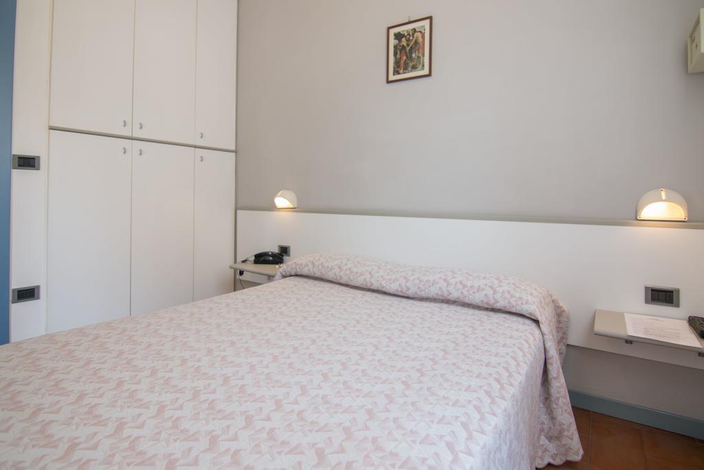 B&B Hotel Souvenir Cesenatico Δωμάτιο φωτογραφία