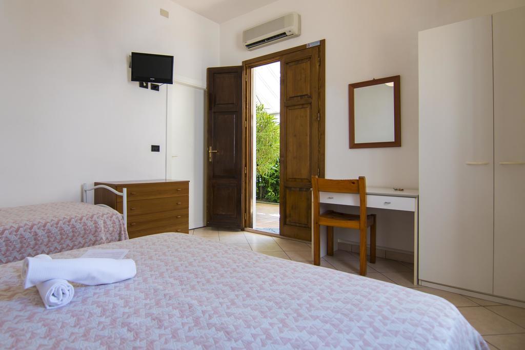 B&B Hotel Souvenir Cesenatico Δωμάτιο φωτογραφία
